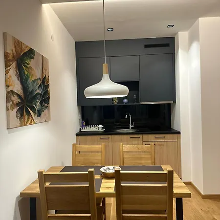 Bajka - Zlatni Javor Jahorina