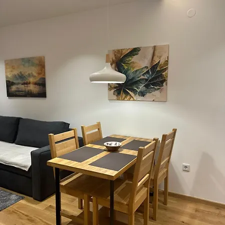 Bajka - Zlatni Javor * Jahorina